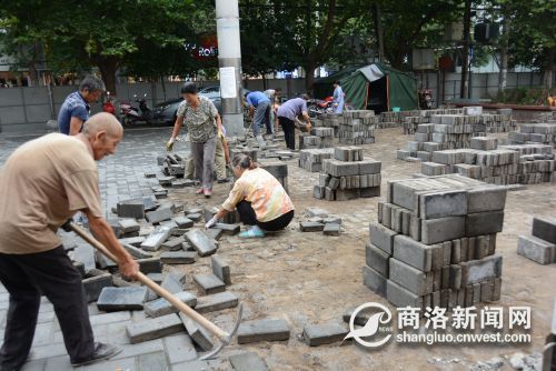 群艺广场改造提升照片