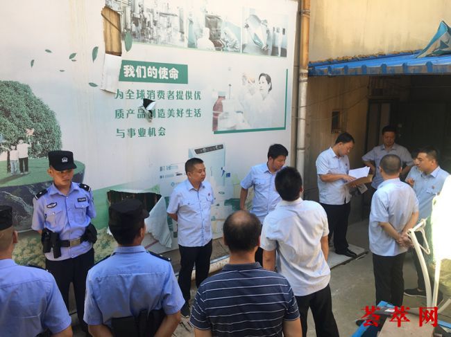 用行动彰显司法权威 华阴法院强制腾房一套 (1)