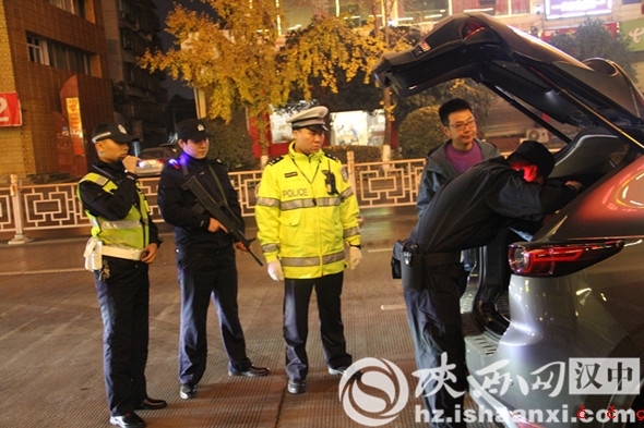 南关武装盘查2