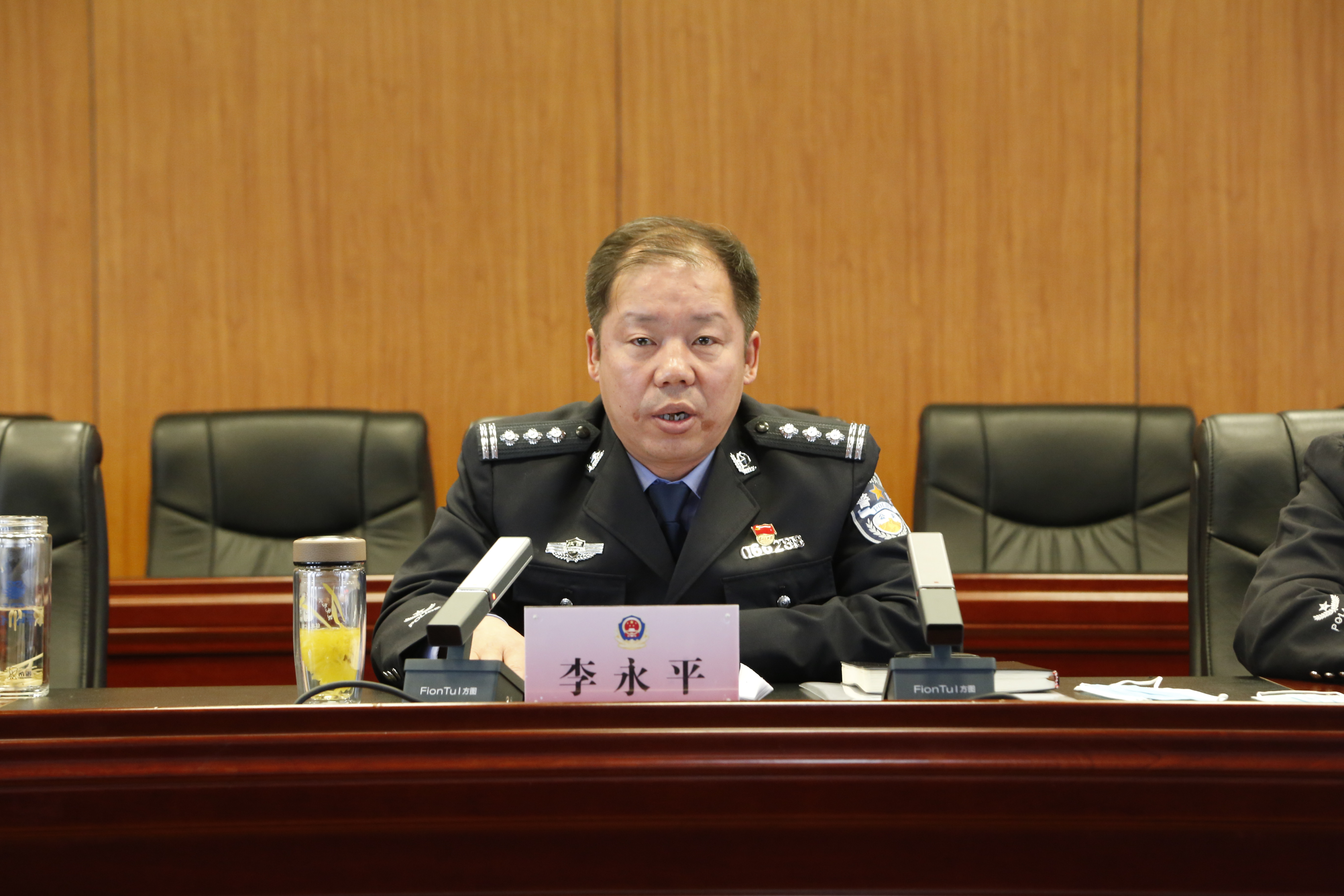 立足长远谋发展 对标一流谱新篇——榆林市公安局经开分局召开全区公安工作暨公安党风廉政建设会议